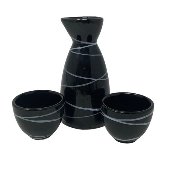 Pacific Island Creations. Black and White Stripe Sake Set. - Picture 1 of 7
